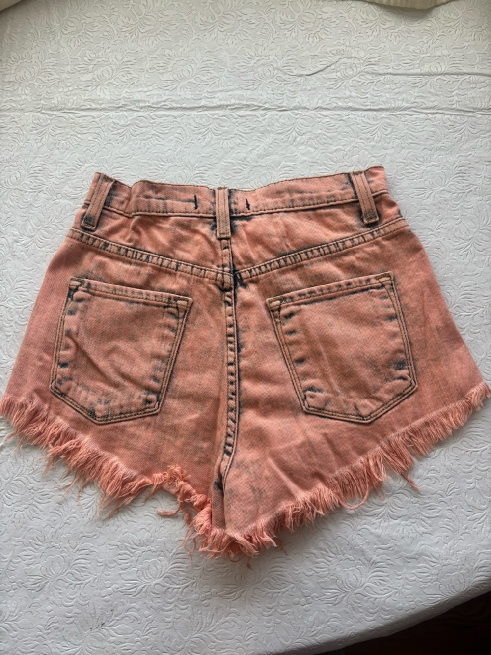 Vibrant M.I.U. Coral Distressed High-Rise Denim Shorts, Size Small - Picture 7 of 13